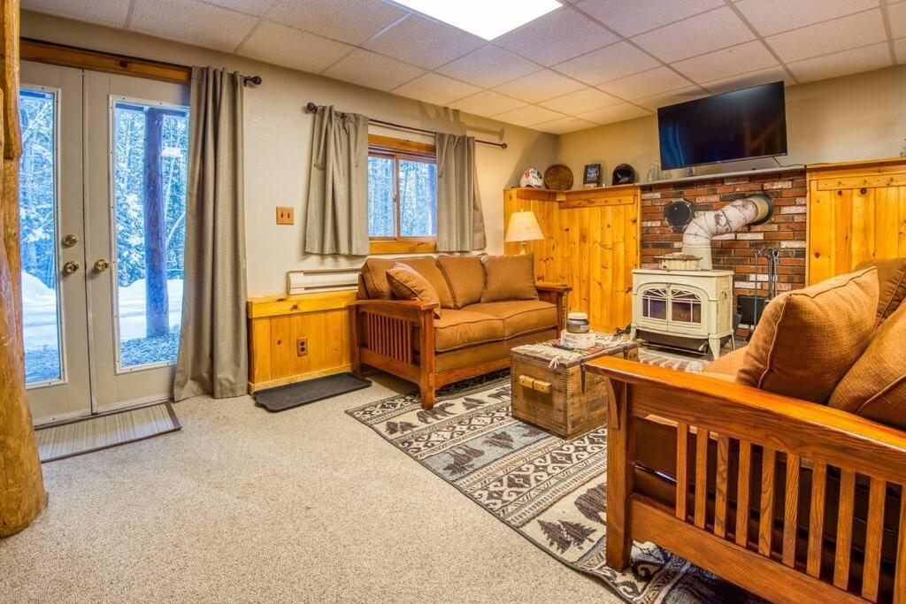 Family-Focused & Pet-Friendly Log Cabin With 4Br 2Ba Sleeps 10 Bethlehem Exterior foto